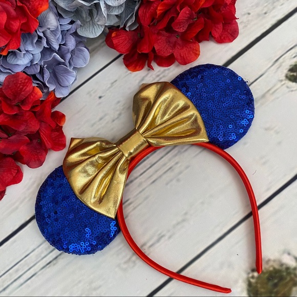 Minnie Mouse Wonder Woman Sequin Headband with Bow - Picture 4 of 10